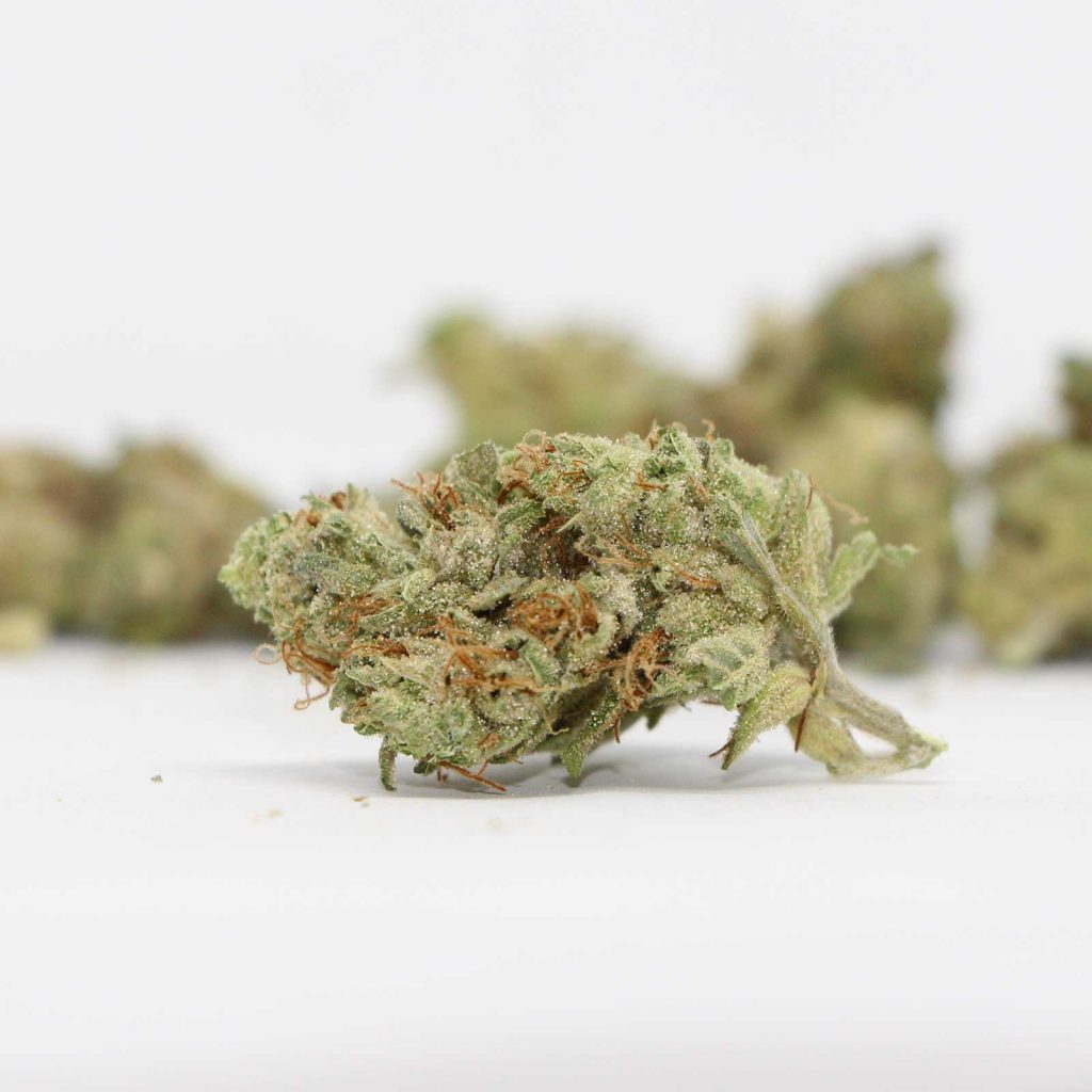 ness sour strawberry kush review cannabis photos 4 cannibros